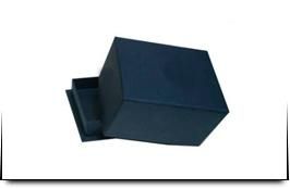 Cartonajes Sánchez caja con pestaña azul oscuro