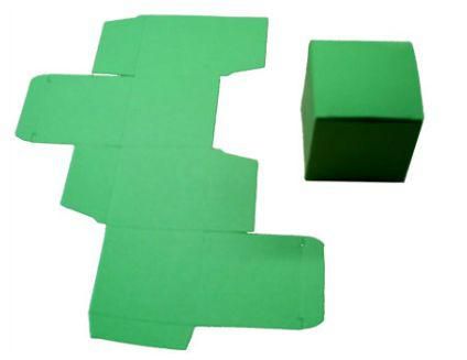 company_name_branding] troquelado de verde en forma de cubo